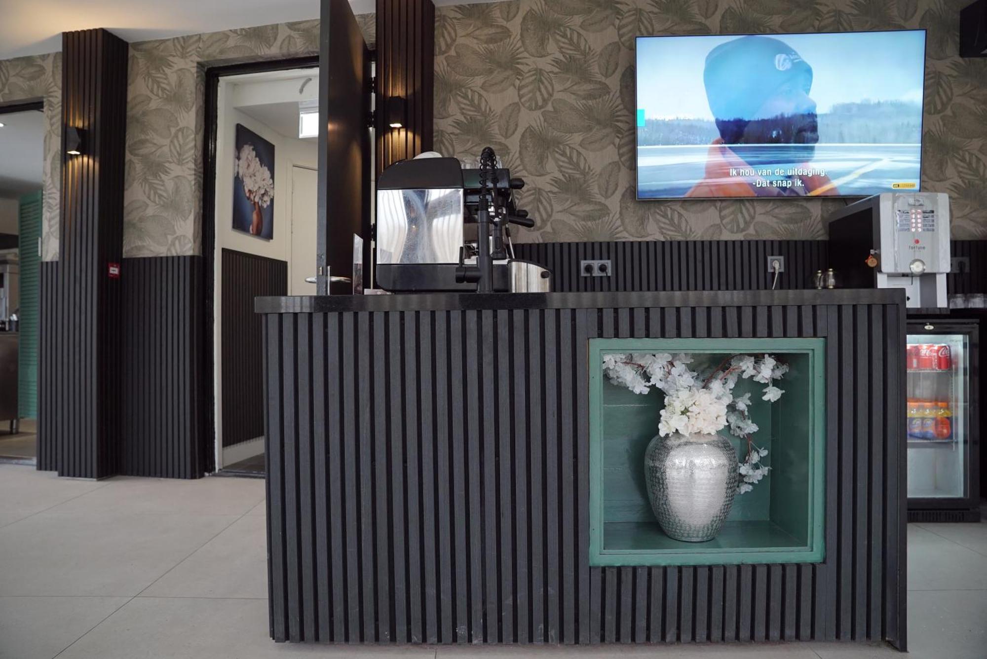 Ma Airport Hotel Гофддорп Екстер'єр фото